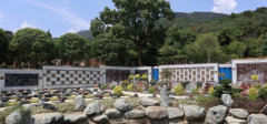 一壁藏春秋，方寸寄长思